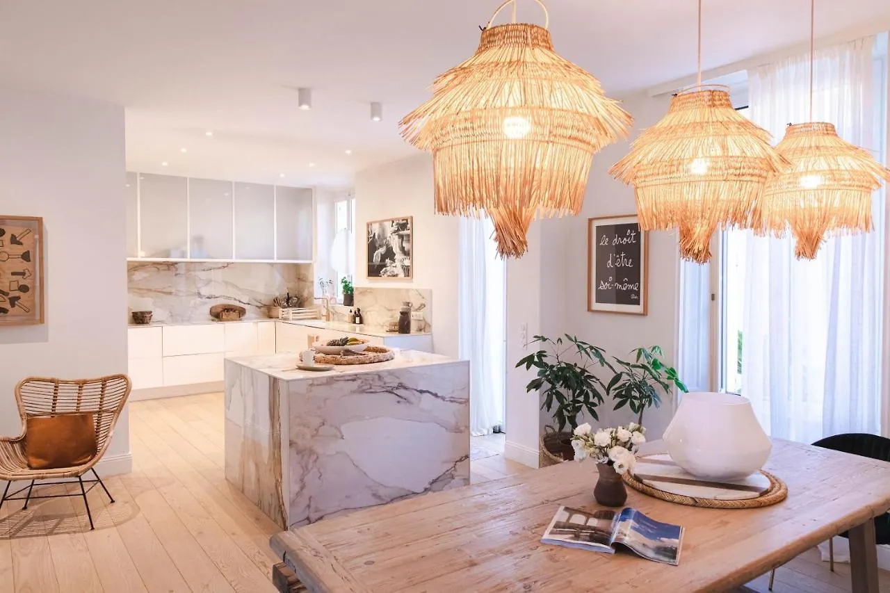 Appartement Design 5 Stars Avec Terrasse Et Parking Cannes By Halldis