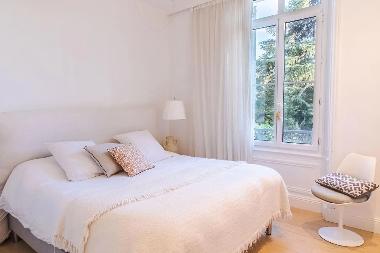 Appartement Design 5 Stars Avec Terrasse Et Parking Cannes By Halldis Apartament